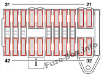 Схема блока предохранителей под капотом (F34): Mercedes-Benz Vito / Viano (2004-2010)