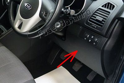 Расположение предохранителей в салоне (RHD): KIA Venga 2010-2016 гг.