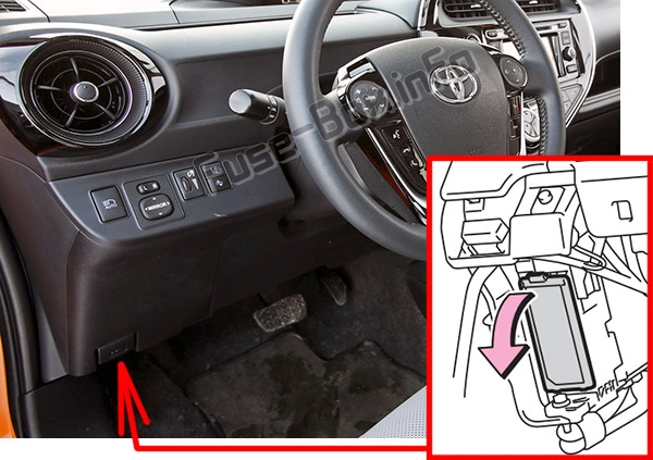 Расположение предохранителей в салоне: Toyota Prius C (2012-2017)